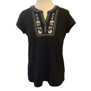 TALBOTS BLACK & WHITE EMBROIDERED DESIGN SHORT SLEEVE COTTON BLEND SHIRT/ Size S